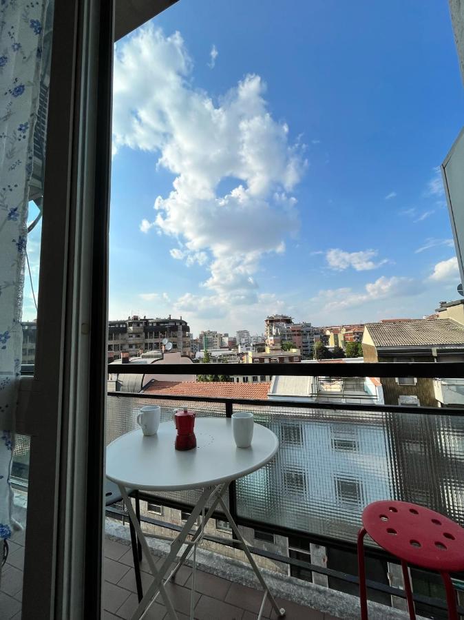 Fondazione Prada Apartment With Balcony Milano Eksteriør bilde